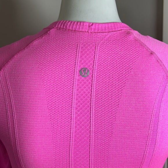 Lululemon Swiftly Tech Long Sleeve Shirt 2 Race Length Dark Prism Pink Top Sz 4 - Picture 6 of 9
